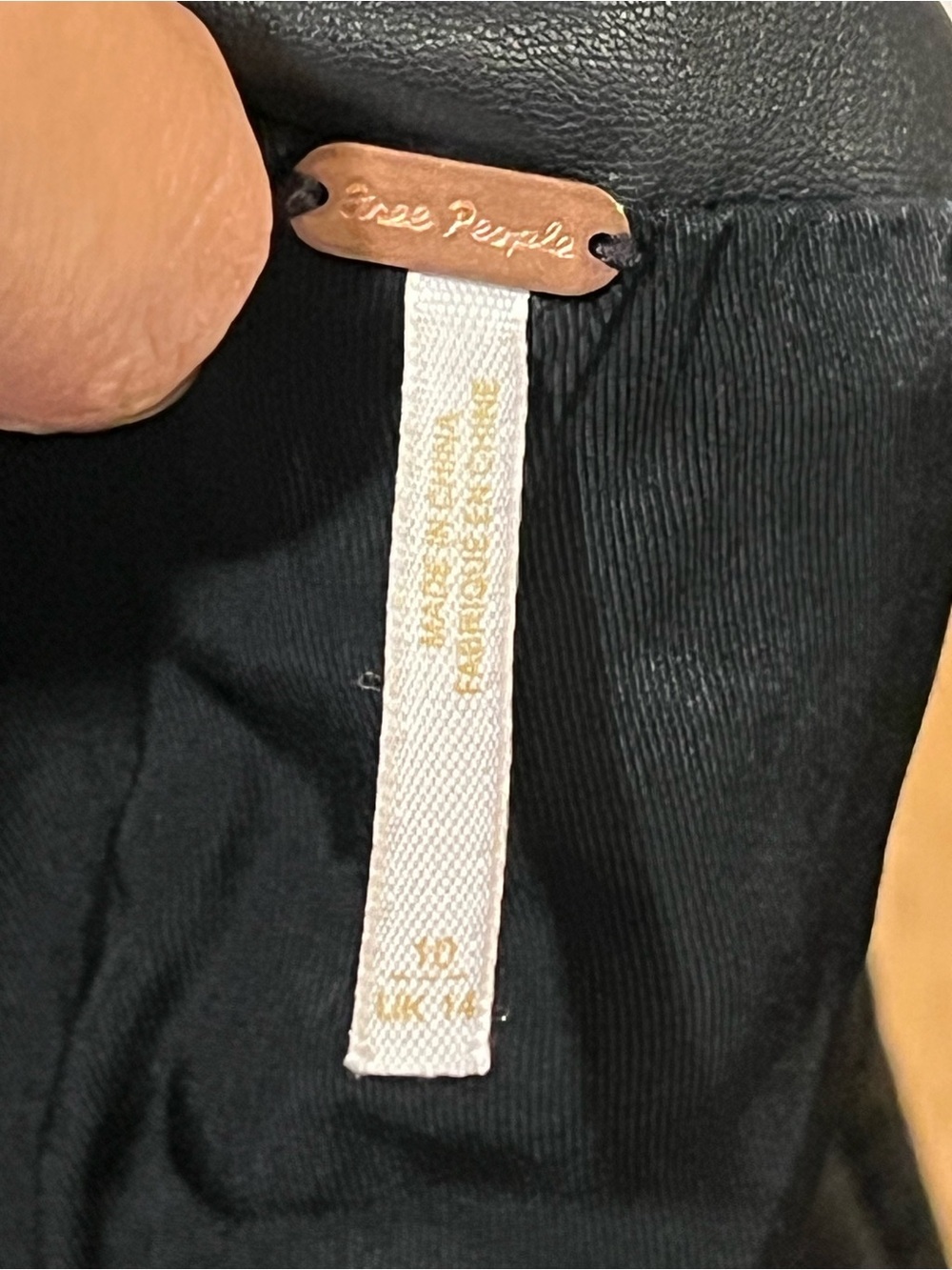 Free People Black Vegan Leather Seamed Mini Skirt - Size 10 - Picture 8 of 10